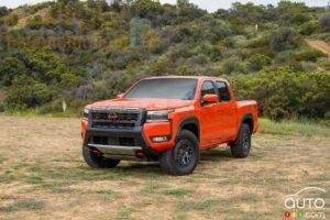 2025_Nissan_Frontier-13fr.jpg