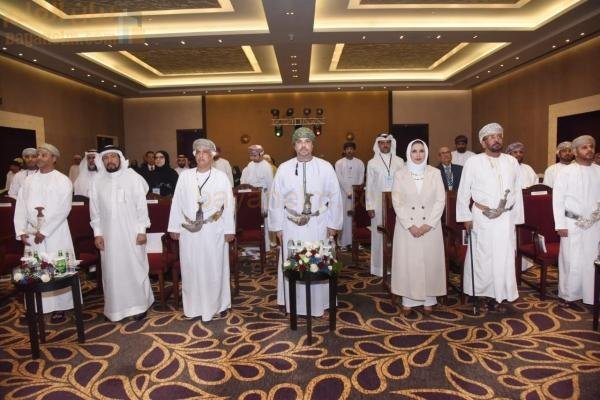 عُمان تستضيف مؤتمراً دولياً حول المسؤولية الاجتماعية للشركات المدعومة بالذكاء الاصطناعي