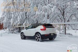 volvo-xc40-recharge-2024_7fr.jpg