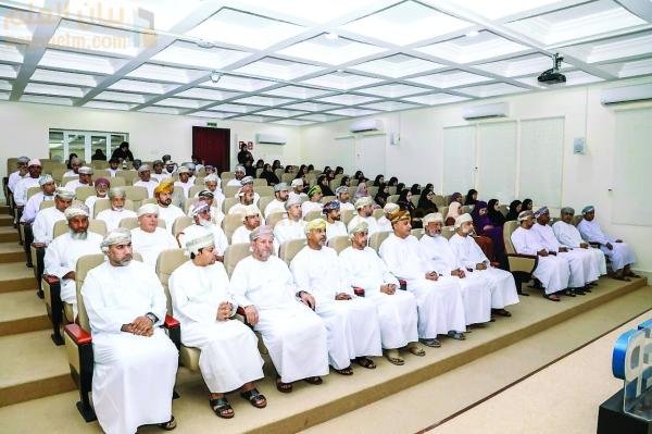 OQEP تواصل حملاتها الترويجية للاكتتاب العام في محافظة جنوب الباطنة