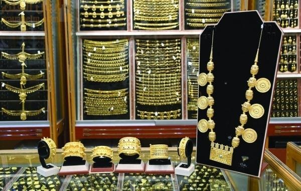 تستمر أسعار الذهب في الارتفاع بسبب الطلب