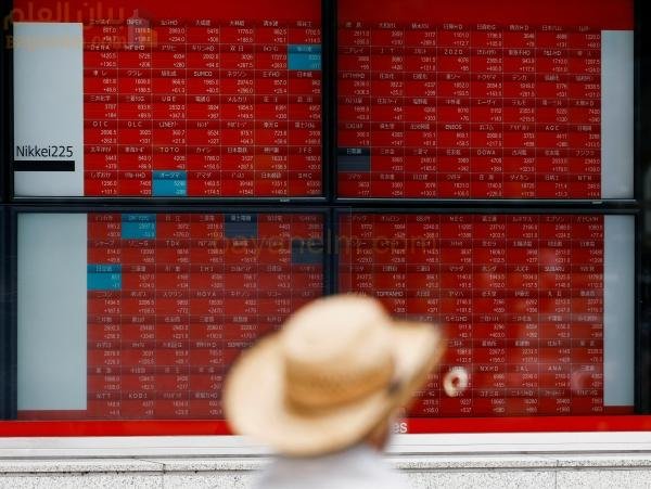 الأسهم الآسيوية تتراجع بسبب مخاوف الانتخابات، وتسلا تعزز العقود الآجلة لناسداك