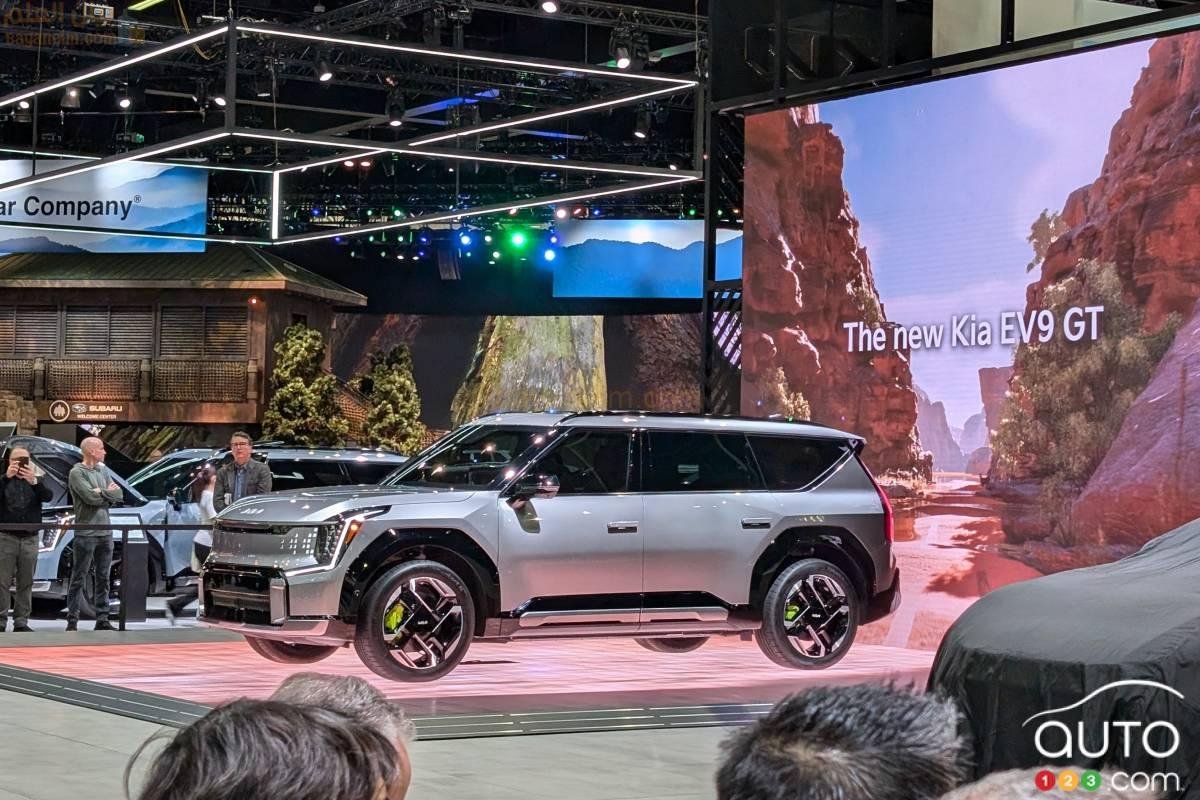 لوس أنجلوس 2024: الظهور الأول لسيارة كيا EV9 GT 2026 | أخبار السيارات