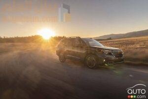 2025_Subaru_Forester_17fr.jpg