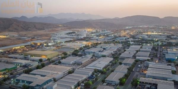 قطاع التجارة يغذي النمو الاقتصادي في السلطنة